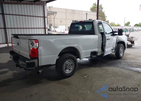 2023 Ford F-250 Xl z USA, uszkodzony, nr VIN 1FTBF2AA5PEC14358